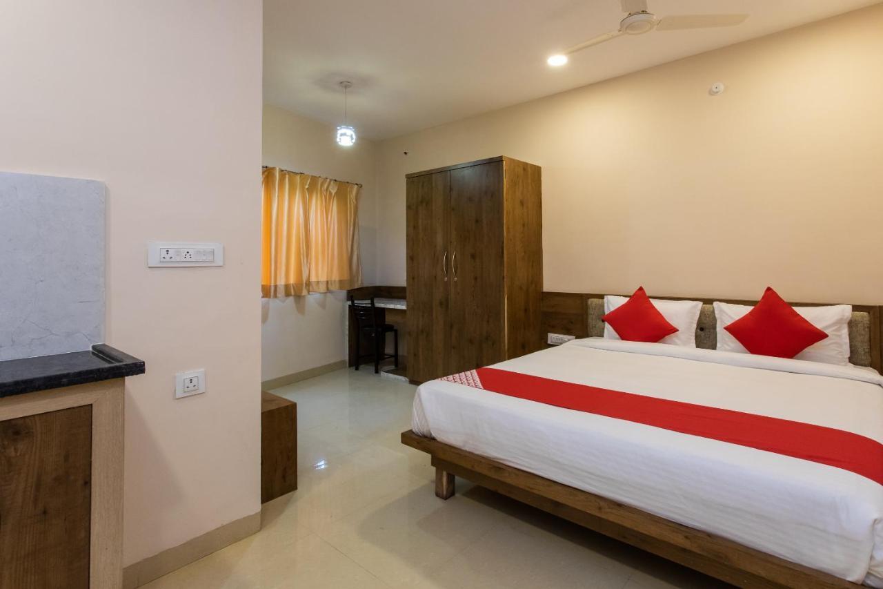 Oyo 75956 Hotel Grand Rourkela Exteriör bild