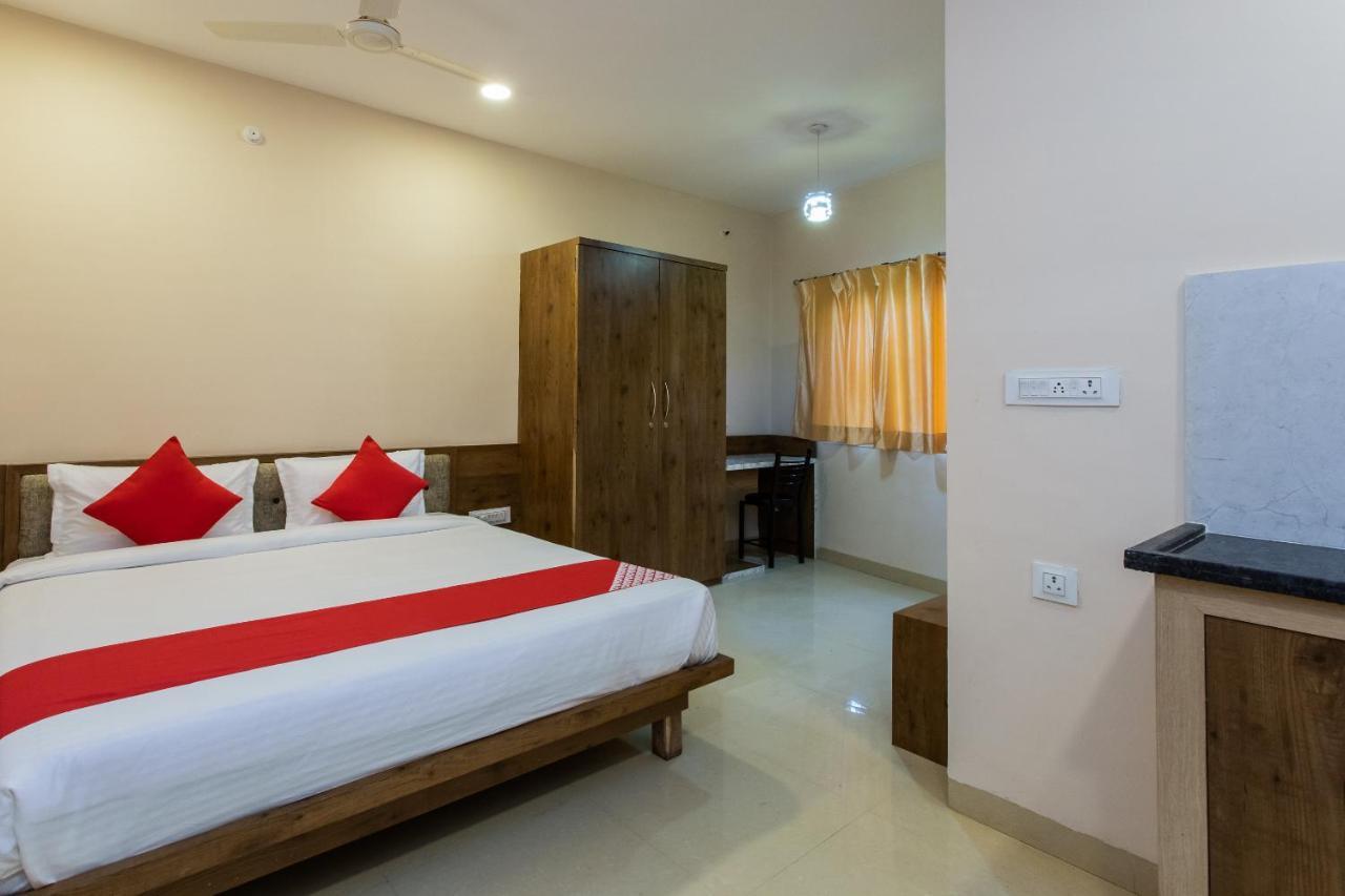 Oyo 75956 Hotel Grand Rourkela Exteriör bild