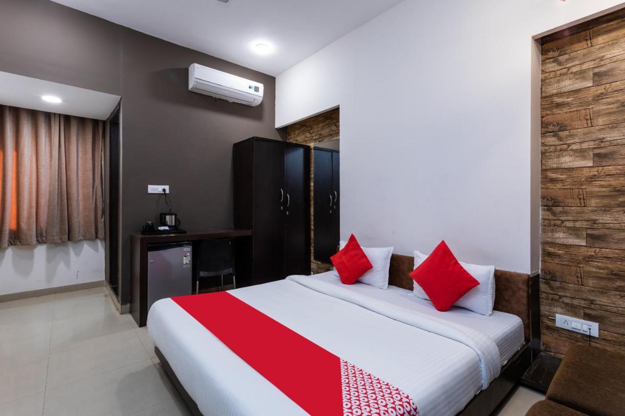 Oyo 75956 Hotel Grand Rourkela Exteriör bild